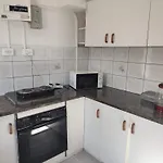 Samantha\'S Guesthouse